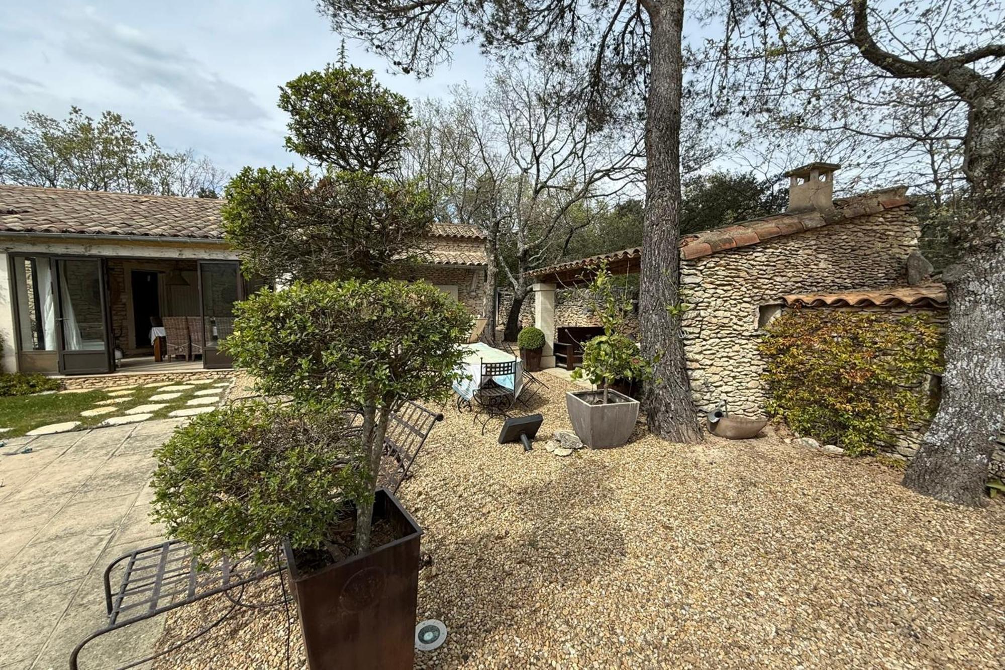 Beautiful Provencal Villa With Pool And Jacuzzi Lacoste  Exterior photo